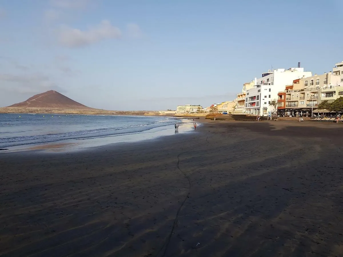 Alquilaencanarias-Medano Los Martines Beachfront A Apartment El Médano